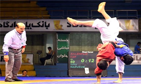 تیم کشتی آلیش خراسان رضوی مقام قهرمانی کشور را از آن خود کرد