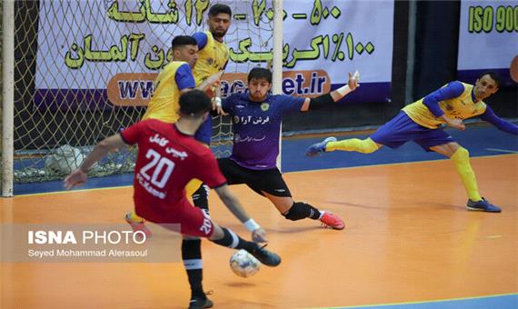 پیروزی چیپس کامل و شکست سنگین فرش‌آرای مشهد در لیگ برتر فوتسال