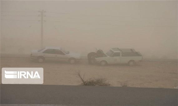 امدادرسانی به 150 خودرو گرفتار در طوفان