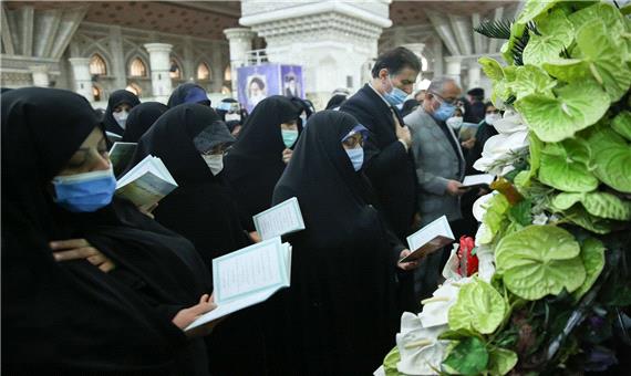 آیین تجدید میثاق زنان با آرمان های بنیانگذار جمهوری اسلامی در آغاز هفته بزرگداشت مقام زن و روز مادر