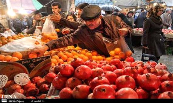 وفور نعمت و ثبات نسبی قیمت در بازار شب یلدای مشهد