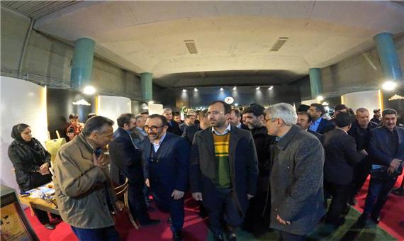 هفدهمین نمایشگاه بین‌المللی دام، طیور و آبزیان عصر چهارشنبه با حضور فعالان این حوزه در محل نمایشگاه بین‌المللی مشهد آغاز به کار کرد