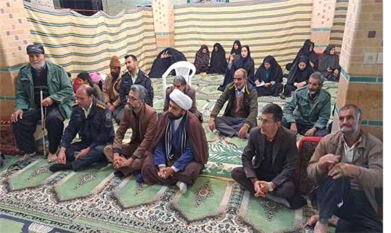 افراد سودجو و قطع درختان پسته برای تبدیل به زغال
