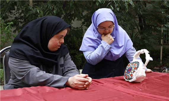 سفارشات برای تولید جدید کارگاه تولیدی حمایتی مرکز ارمغان عصر پذیرفته می شود.