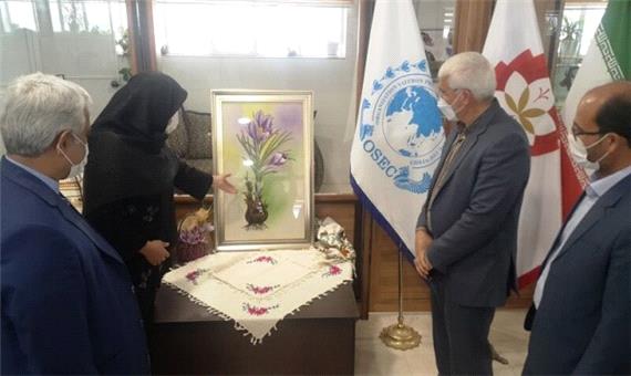 نمایشگاه تخصصی صنایع دستی با موضوع زعفران در تربت‌حیدریه افتتاح شد