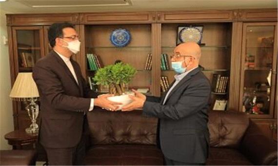 ابلاغ پیام تبریک شهردار تهران به سفرای کشورهای مسلمان در منطقه2