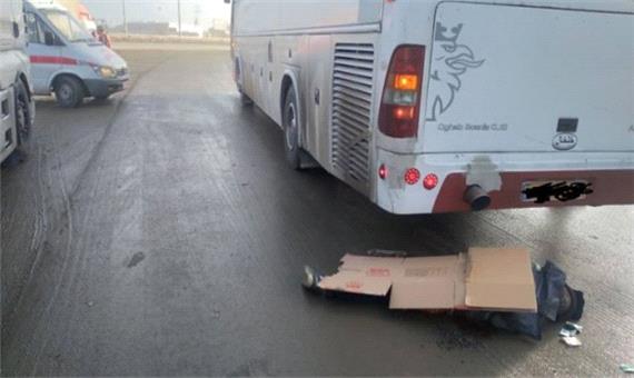 تصادف مرگبار با اتوبوس مسافربری منجر به مرگ یک نفر شد