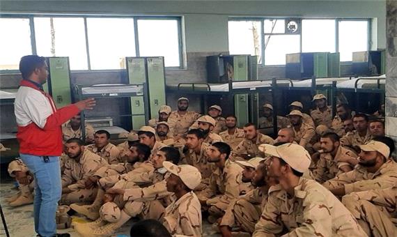 ارائه آموزش های امدادی به 2800 سرباز وظیفه در خراسان جنوبی