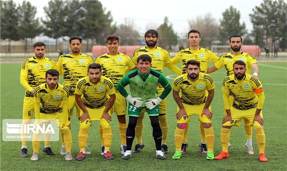 فوتبال خراسان‌شمالی در سراشیبی سقوط/ تیم بومی اترک در آستانه واگذاری