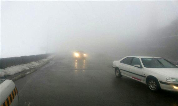 جاده‌های کوهستانی خراسان رضوی مه آلود است