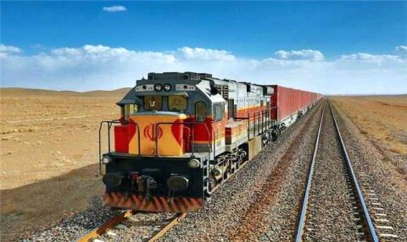 بارگیری و تخلیه بیش از 65٠ هزار تن بار از راه‌آهن قزوین