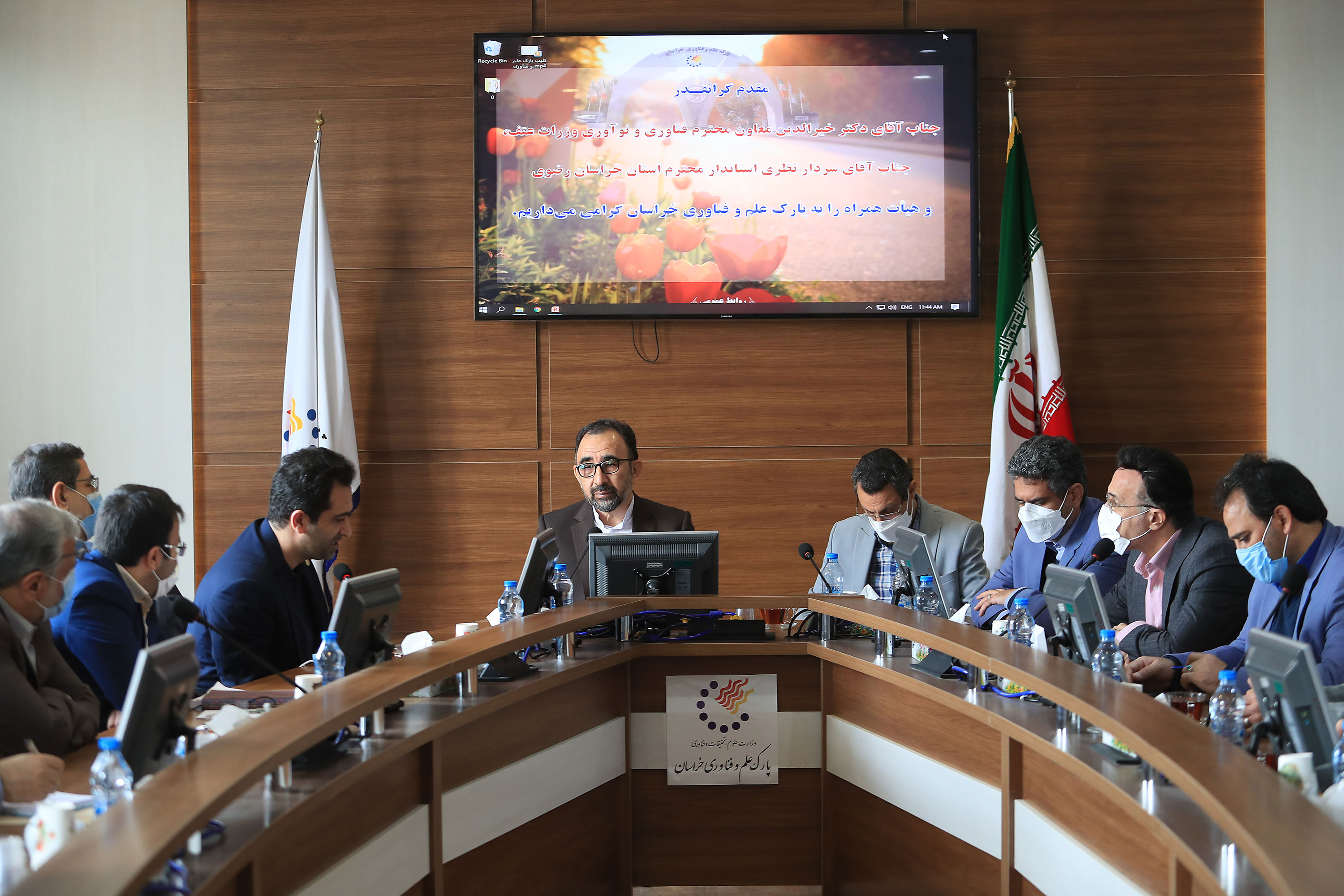حضور در پارک علم وفناوری استان/ یعقوبعلی نظری: قرارگاه اقتصاد دانش بنیان در استان تشکیل می شود