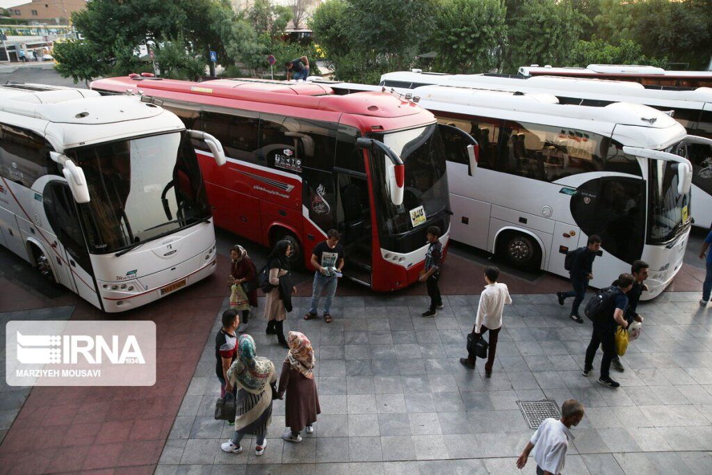 ورود زائران دهه آخر صفر به مشهد با اتوبوس کاهش یافت