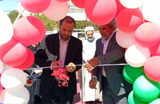 افتتاح زمین چمن مصنوعی و تایل‌کورت در مدارس گلبهار با حضور معاون تربیت‌بدنی و سلامت آموزش و پرورش خراسان رضوی
