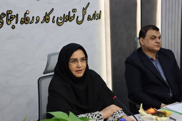 ۶۰ درصد کارگران حداقل‌ مزد می‌گیرند