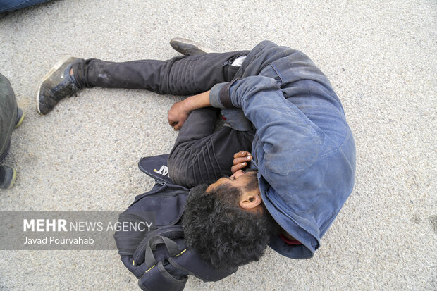 ۶ خرده‌فروش و معتاد متجاهر در اسفراین دستگیر شدند