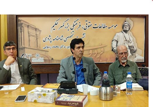 فردوسی، نخستین وکیل مدافع زبان و فرهنگ ایران