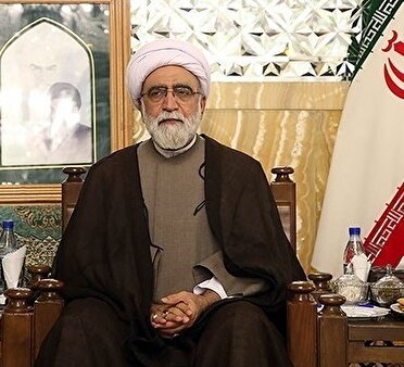 قوام جامعه در گرو اقتدار نیروهای نظامی است