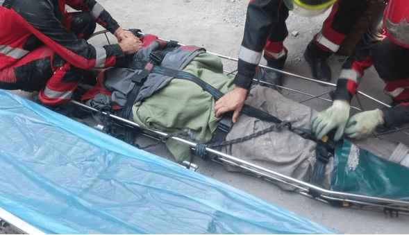 یک مصدوم در حادثه سقوط سنگ در کارگاه ساختمانی