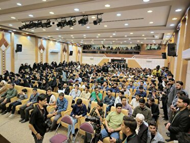 لازمه موفقیت دولت، تلاش برای تحقق رشد ۸ درصدی است
