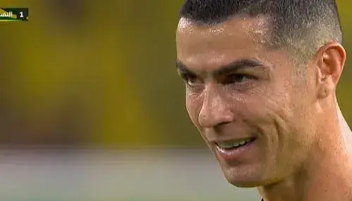 عادت عجیب رونالدو؛ کریس با خودش حرف می‌زند!