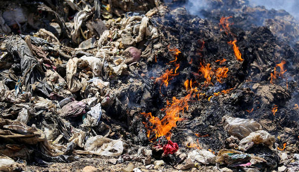 معدوم‌سازی بیش از ۱۴ تن موادغذایی در نیشابور