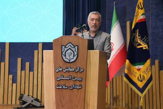 آیین تحلیف فرماندهان پایگاه‌های بسیج دانش‌آموزی خراسان رضوی برگزار شد