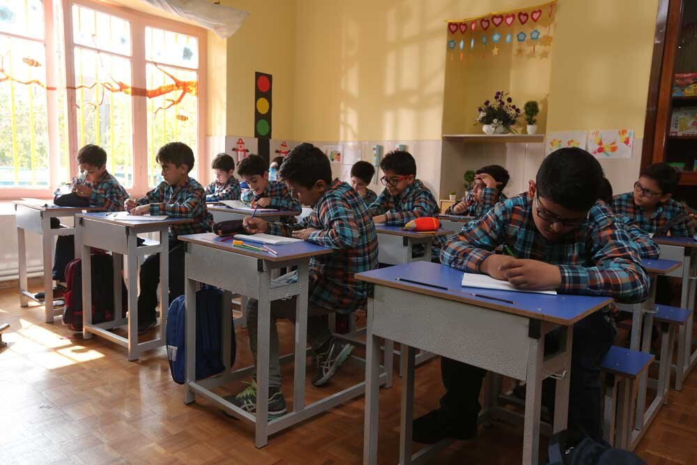 ۱۸ هزار و ۸۷۶ دانش‌آموز خراسان‌جنوبی زیر چتر حمایتی کمیته امداد امام خمینی(ره)