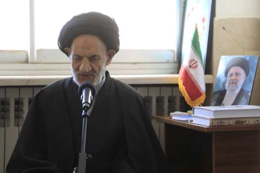 تربیت صحیح نسل جوان جهاد در برابر آفت‌های فکری و اخلاقی است