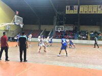 پیروزی آویژه صنعت مقابل تیم شکلی تهران