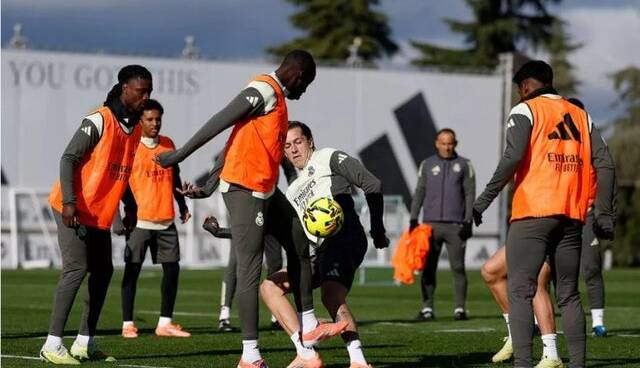 رئال با ۵ غایب در لالیگا