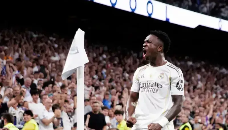 تمدید ۱۰۰ میلیون یورویی وینسیوس