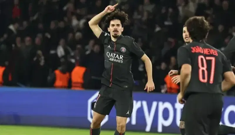 پارک دو پرنس یک پادشاه جدید دارد