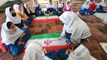 اهدای مدال های قهرمانی دانش آموز کلاتی به شهدا