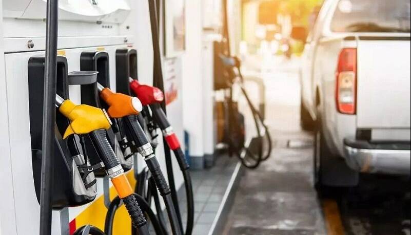 تاریخ دقیق اجرای طرح اصلاح قیمت بنزین هنوز نهایی نشده‌است