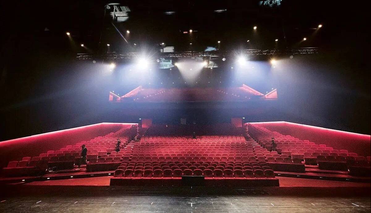 چرا بازگشت خواننده‌‏های لس‌‏آنجلسی به ایران هر بار به بن‏‌بست می‏‌خورد؟