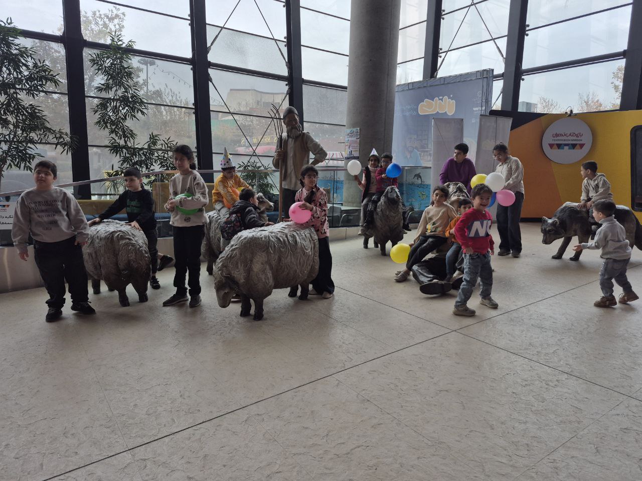 کودکان با نیازهای ویژه ، میهمان باغ کتاب  ...