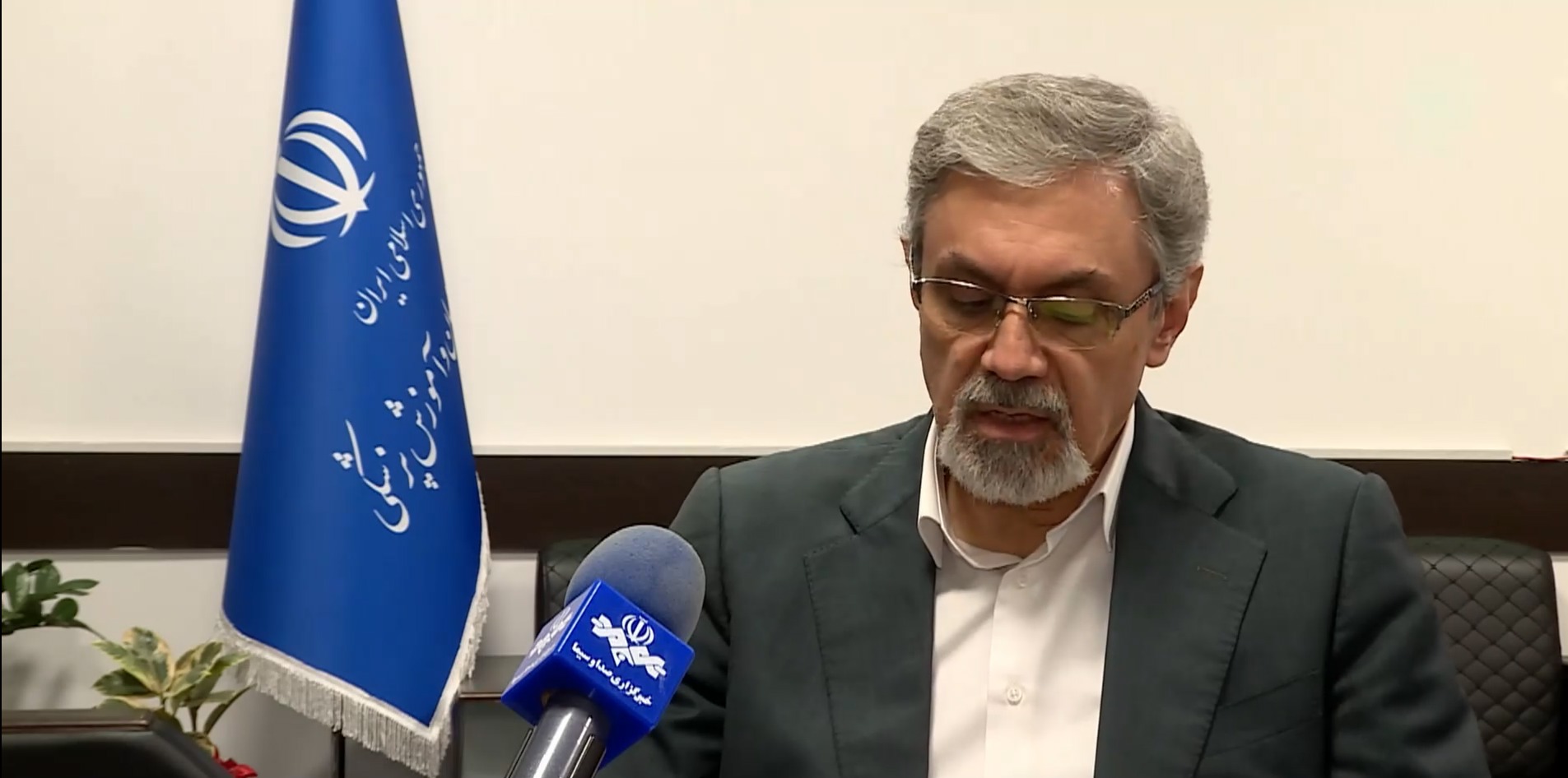 صندلی‌های خالی تخصص، نتیجه مهاجرت پزشکان جوان به حوزه زیبایی