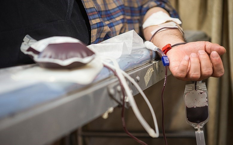 تعداد جوانان داوطلب اهدای خون رو به کاهش است