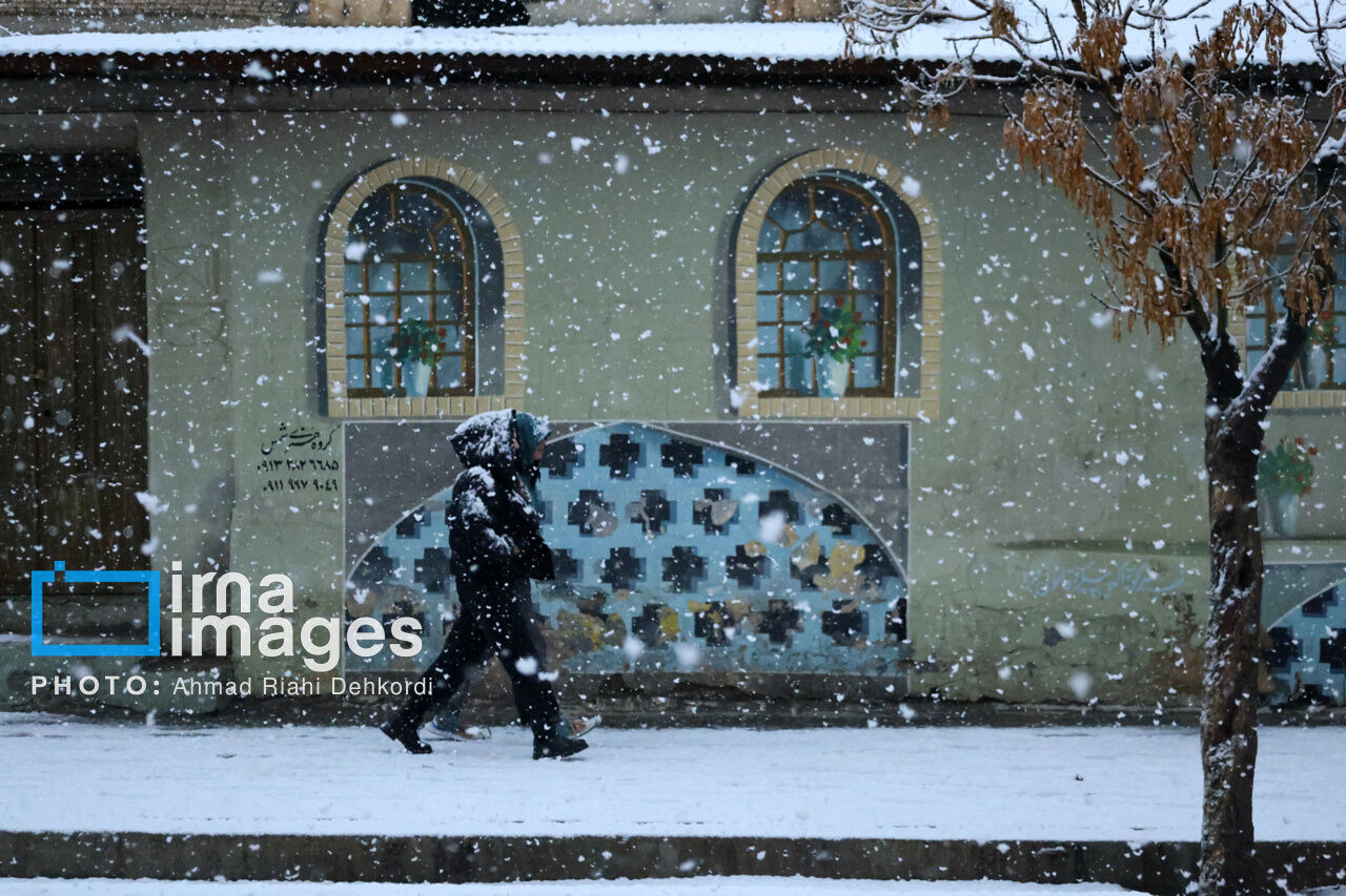 یخبندان در شب چله مشهدی‌ها؛ پاییز با برف و سرما بدرقه می‌شود