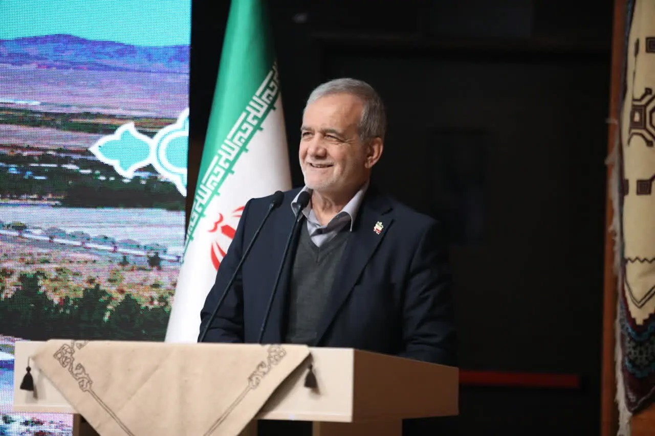 🎬 نشست رئیس‌جمهور با سرمایه‌گذاران و فعالان اقتصادی استان