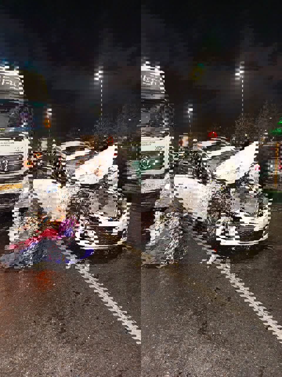 تصادف زنجیره‌ای در پل جمهوری مشهد با ۶ مصدوم + عکس