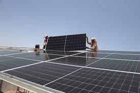 نصب ۳۰ مگاوات نیروگاه خورشیدی در کاشمر