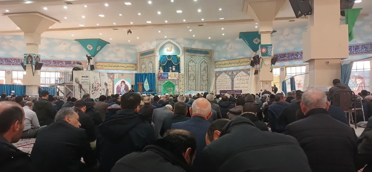 روشنگری رهبری و حضور ملت، فتنه سال ۸۸ را خاموش کرد