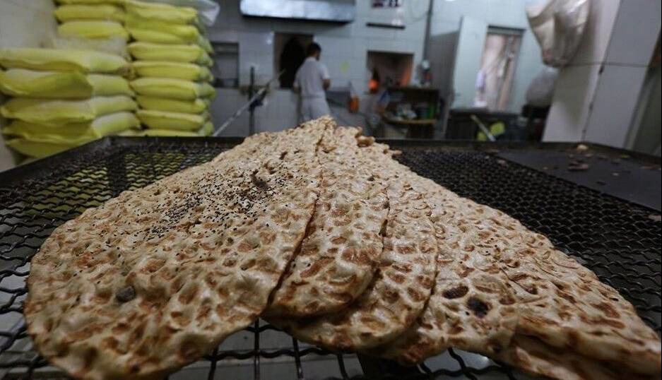 ۱۵ درصد نانوایی‌های فریمان نان کامل تولید می‌کنند