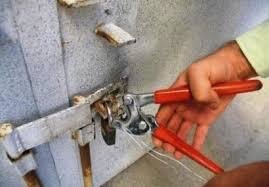 مهر و موم ۳ پاتوق استعمال و فروش مواد مخدر در گناباد