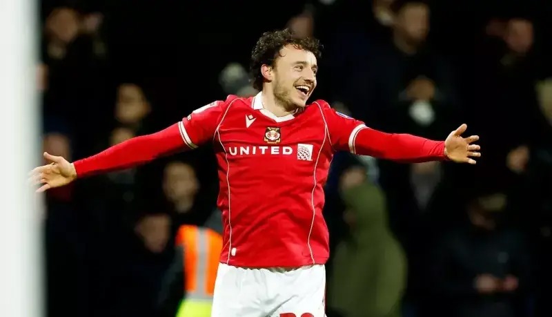 ستاره رکسهام: پدر و مادرم نگذاشتند از فوتبال خداحافظی کنم