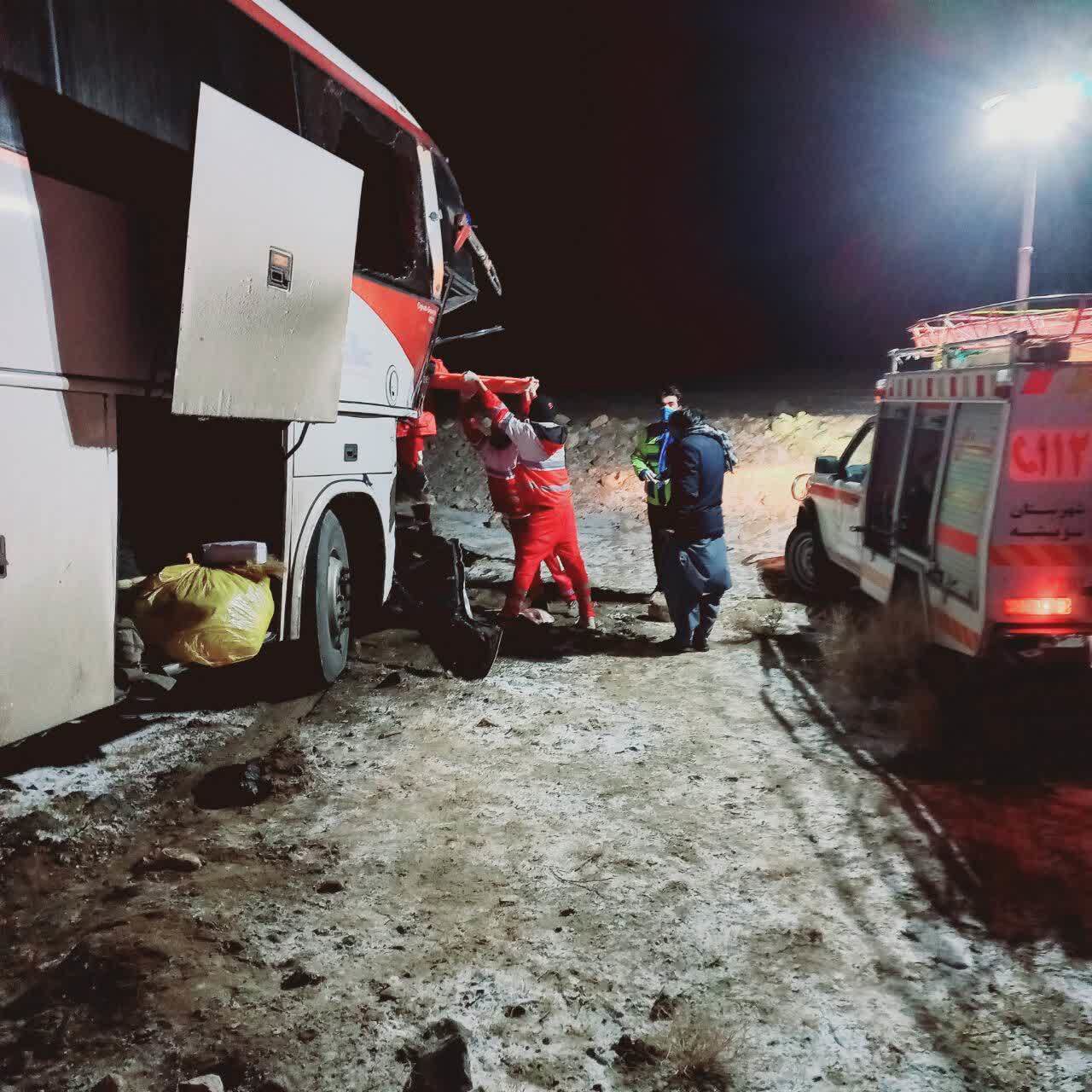 ترخیص ۱۳ نفر از مصدومان حادثه محور سربیشه-نهبندان