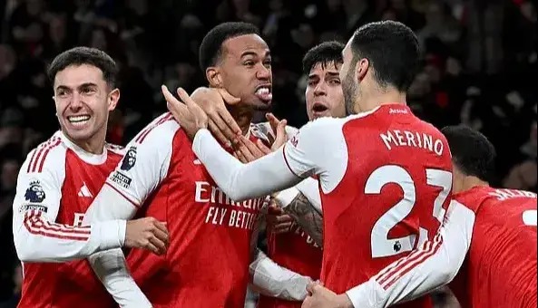 اشتباه بزرگ داوری؛ همه چیز به سود آرسنال!