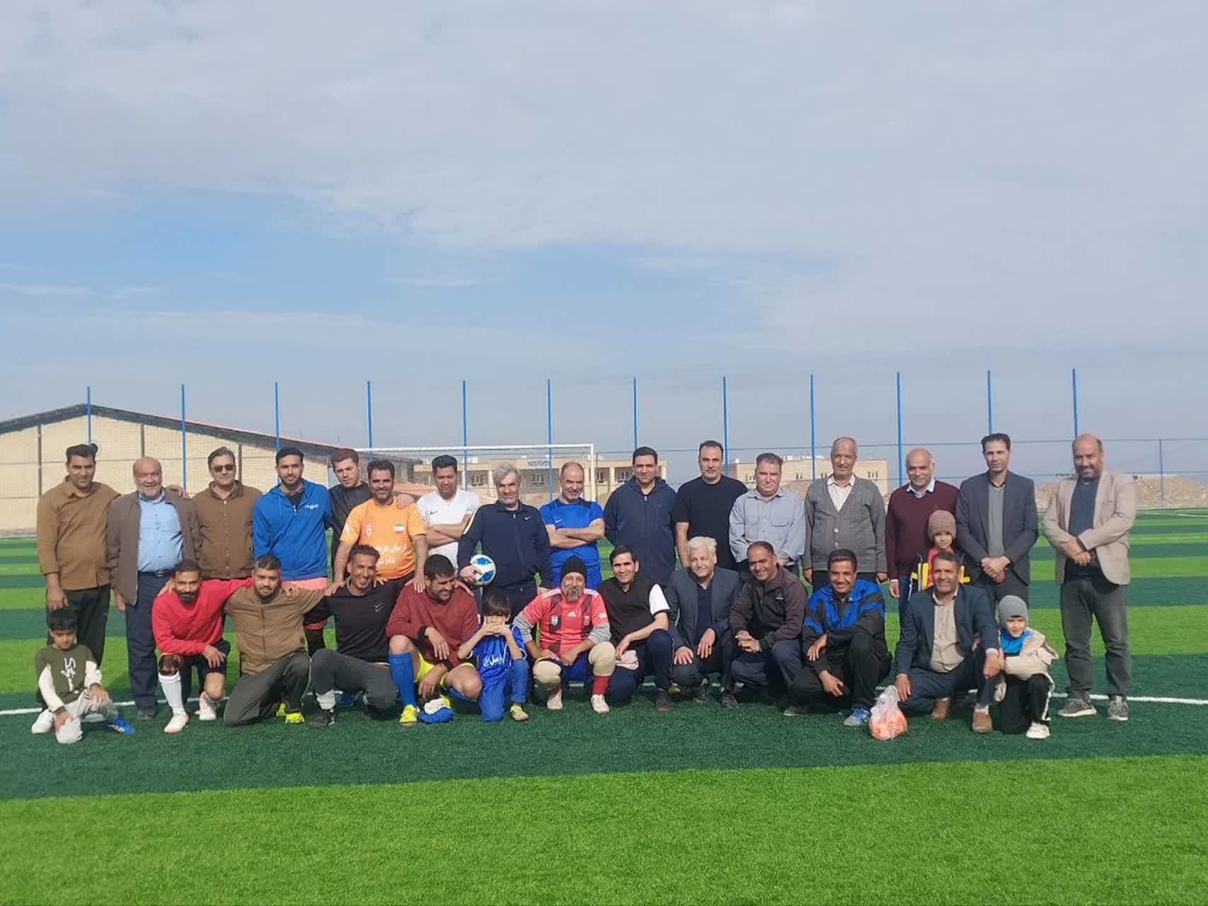 برگزاری مسابقه نمادین فوتبال پدر و پسری در ششتمد